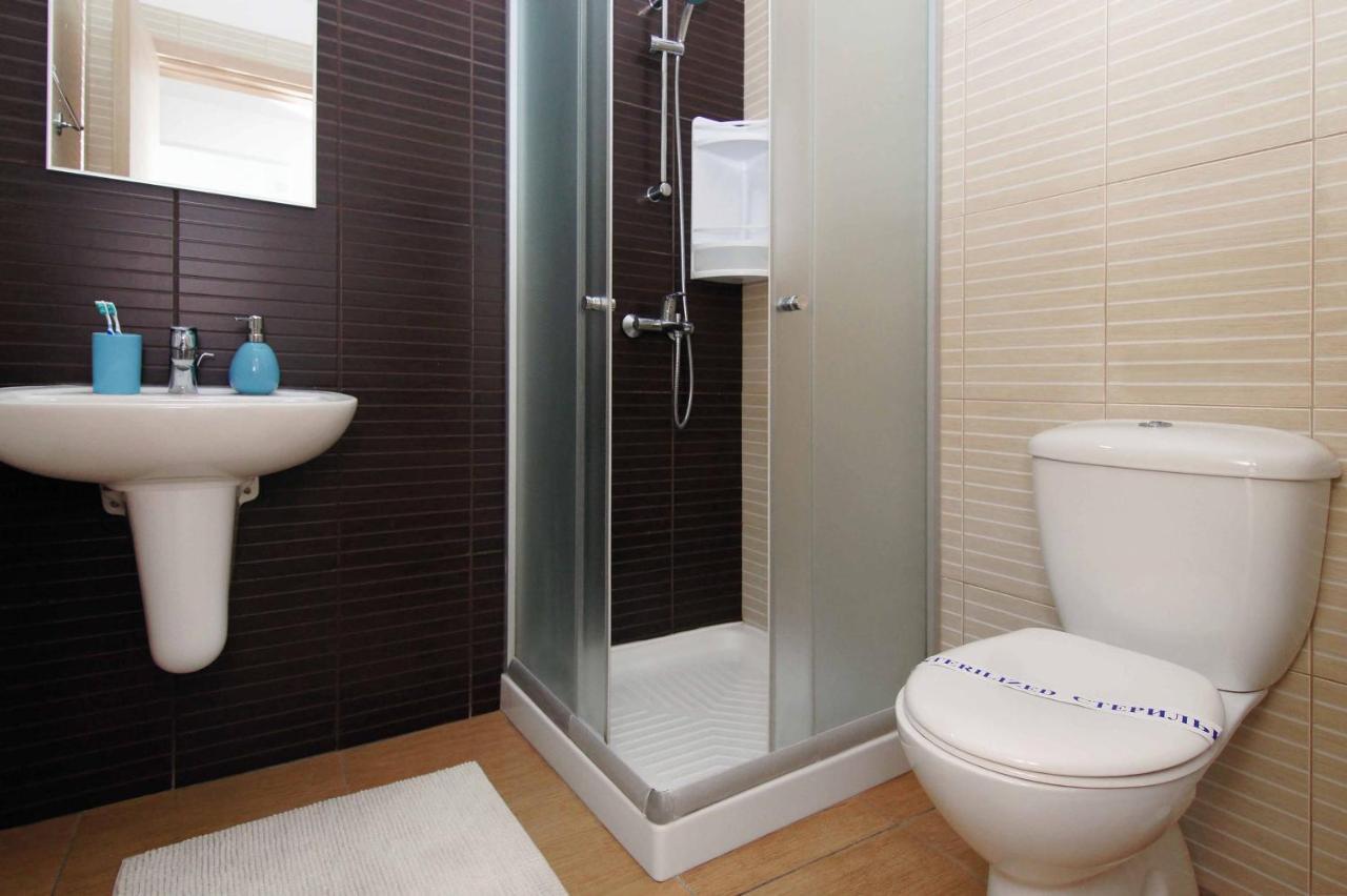 Diana - Coralli Beachfront Apartment Protarász Kültér fotó
