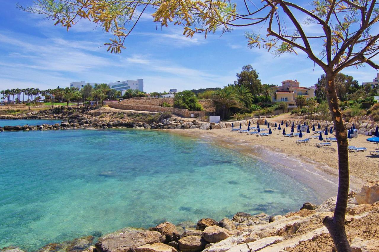 Diana - Coralli Beachfront Apartment Protarász Kültér fotó